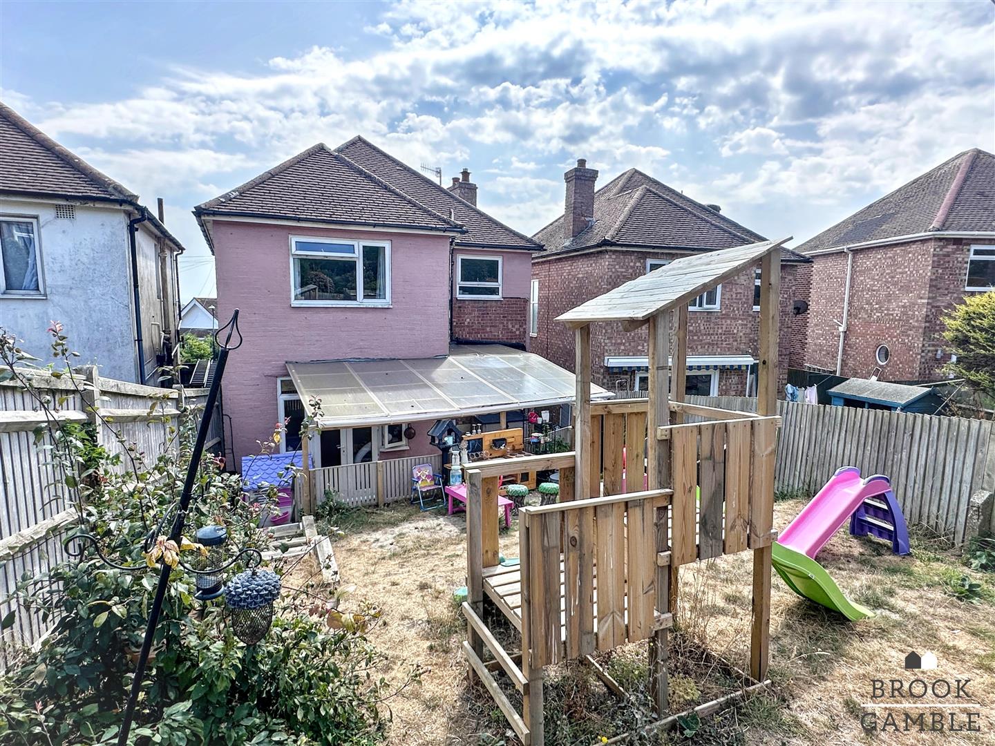 3 Bedroom House. Osborne Road in Eastbourne,  21